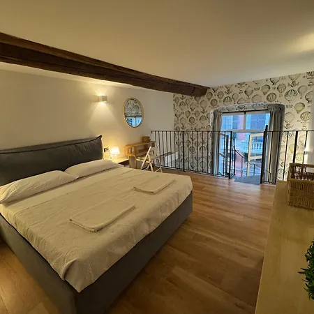 New Apartment With Balcony Genova Esterno foto