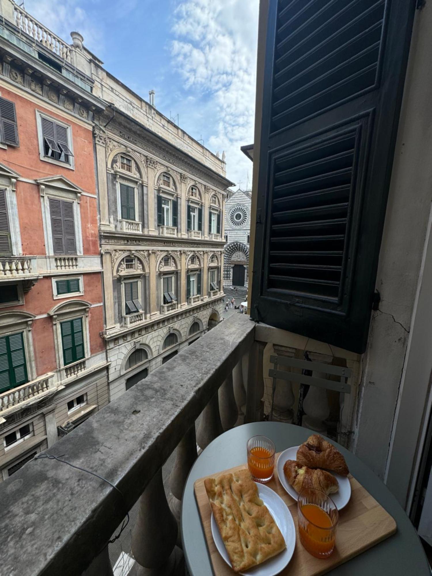 New With Balcony * Genova